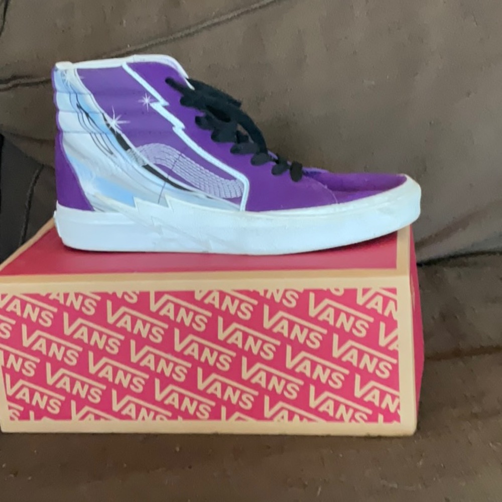 Vans 9.0 - Picture 4 of 4